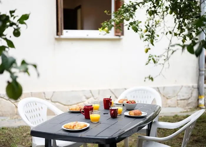 Apartment La - Centre - Jardin - Parking Privee - Climatisation