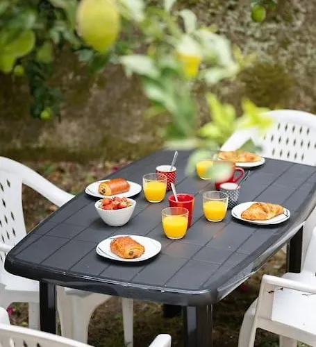 La - Centre - Jardin - Parking Privee - Climatisation * מנטון